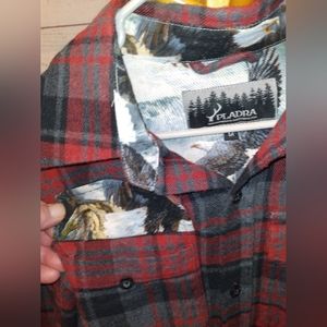 Pladra Eagle Motif Flannel Shirt. Mens Medium. Thick. Soft. Accent Art.